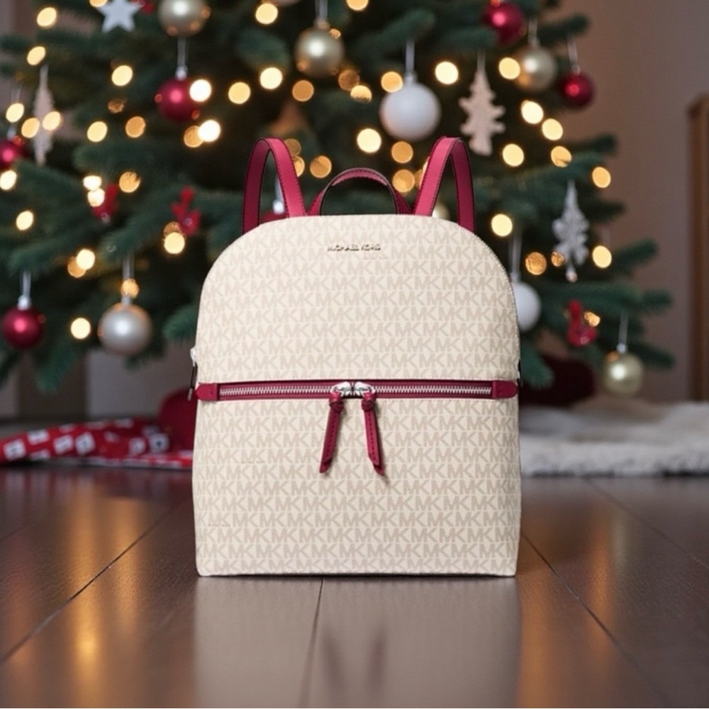 Michael Kors Dallas Medium Signature Logo Backpack - Picture 4 of 4